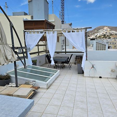 Apartament Simple And Special Ermupoli Zewnętrze zdjęcie