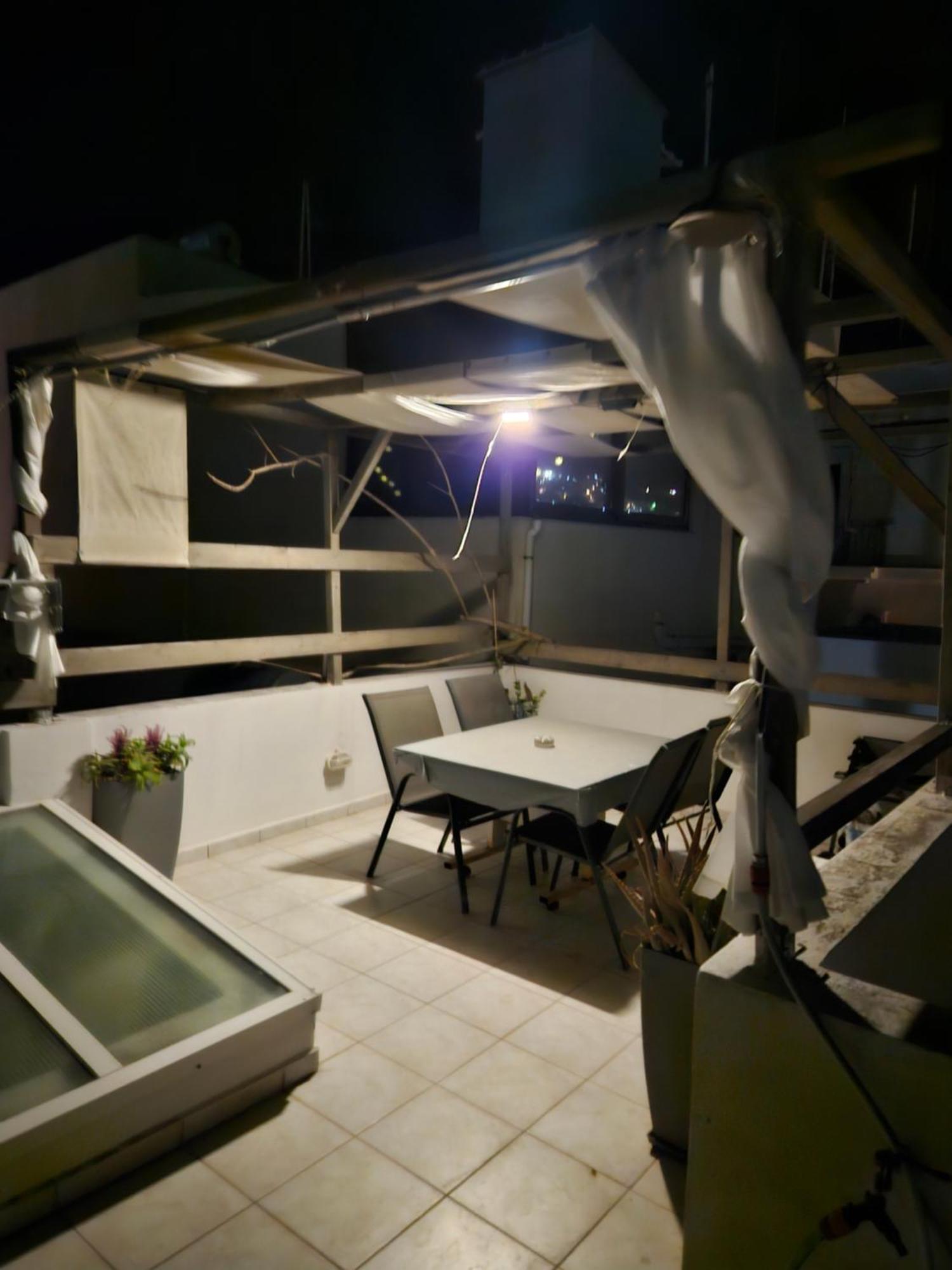 Apartament Simple And Special Ermupoli Zewnętrze zdjęcie